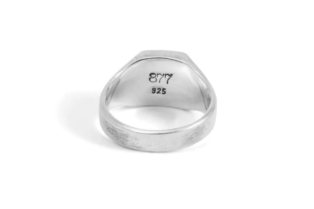 #014 - Signet Ring Los Angeles