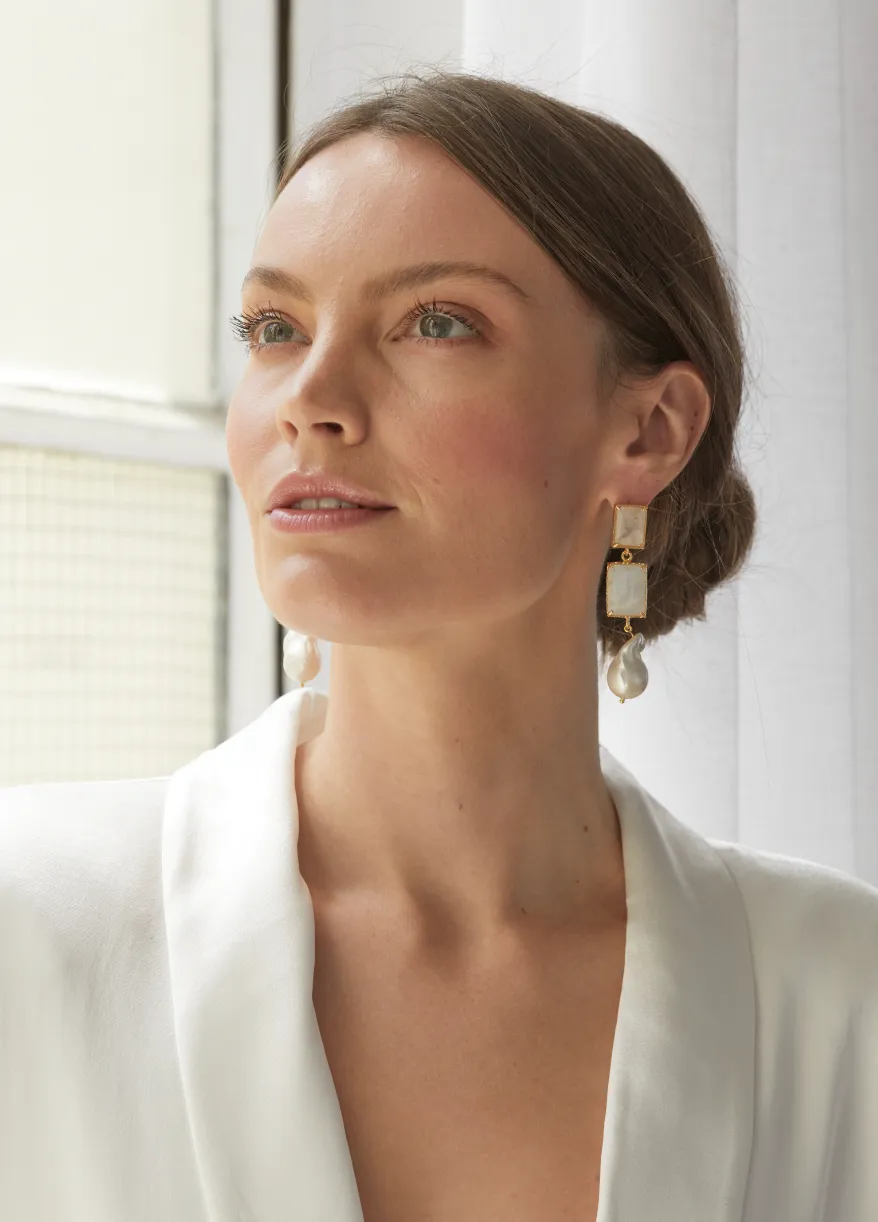 Alice Earrings White