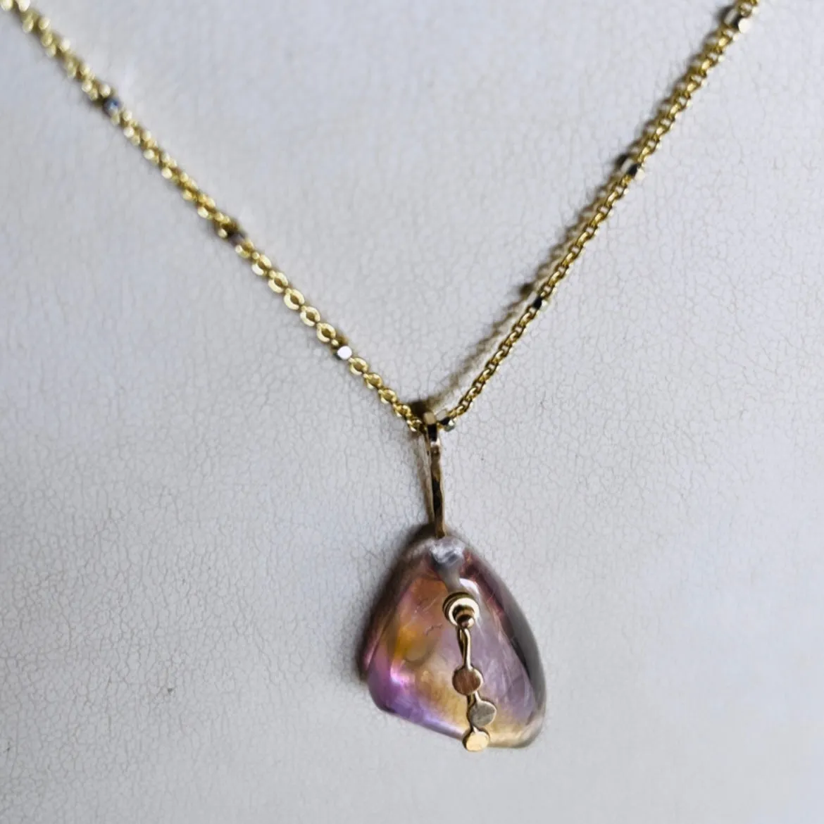 Dreamy ameritrine pendulum dots necklace