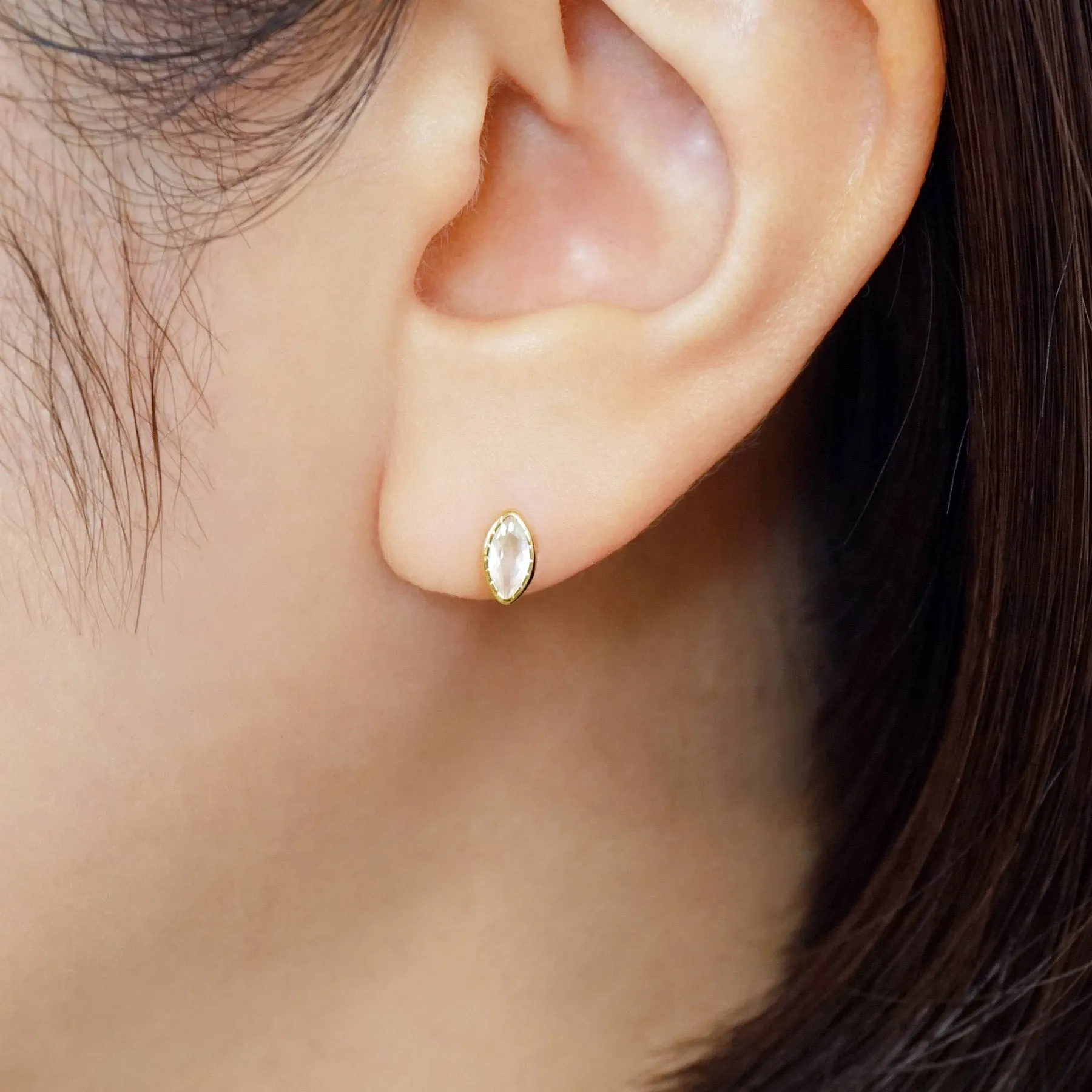[Second Earrings] 18K Moonstone Marquise Cut Earrings (Yellow Gold)